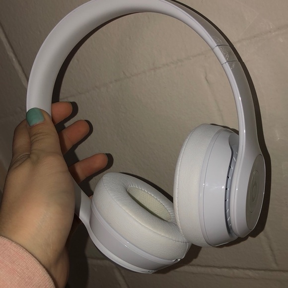 Dr Dre Solo Wireless Beats 3: White Gloss - Picture 1 of 7